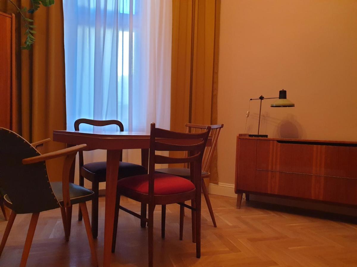 Italiano Vero Ostrow Wielkopolski Bagian luar foto